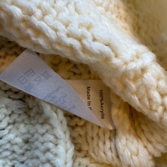 TUCKERNUCK Ivory Cable Knit Cora Sweater NWT Medium M - Picture 8 of 9